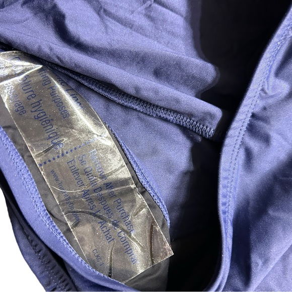 LA BLANCA SWIM women’s navy blue  one piece cross back swimsuit w tummy control - Picture 6 of 6